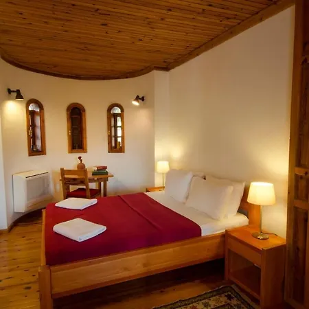 Hébergement de vacances St John's House With Private Pool, Gardens & Sauna *