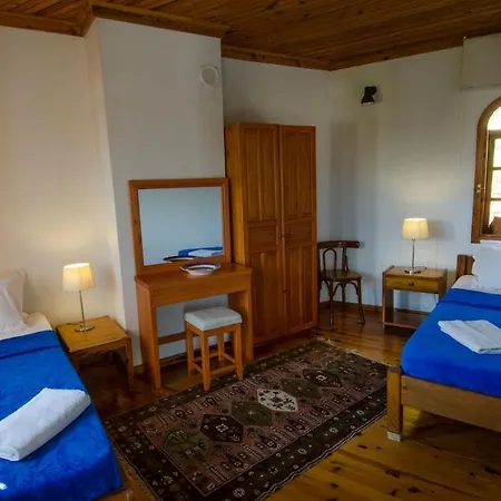 Hébergement de vacances St John's House With Private Pool, Gardens & Sauna
