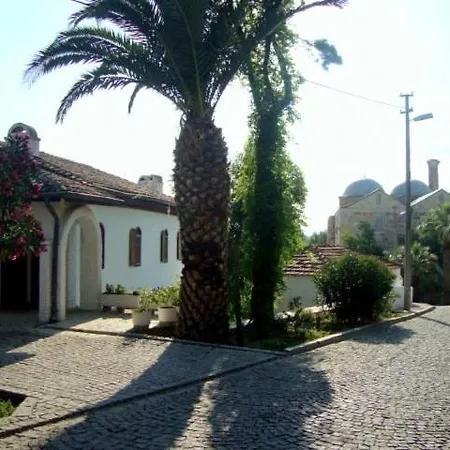 St John's House With Private Pool, Gardens & Sauna Selçuk