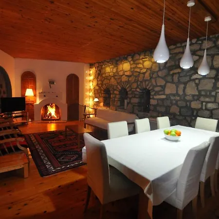 St John's House With Private Pool, Gardens & Sauna Selçuk
