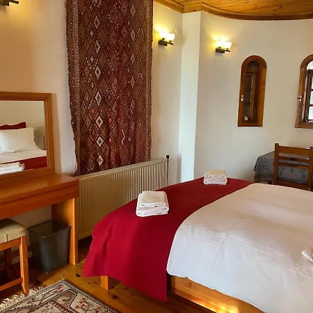 Hébergement de vacances St John's House With Private Pool, Gardens & Sauna *