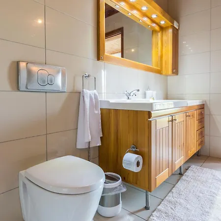St John's House With Private Pool, Gardens & Sauna * Selçuk