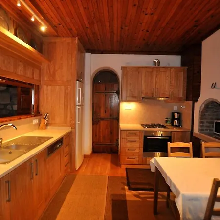 St John's House With Private Pool, Gardens & Sauna * Selçuk