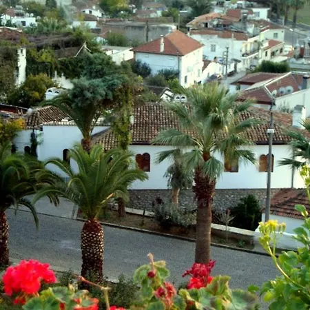 Hébergement de vacances St John's House With Private Pool, Gardens & Sauna Selçuk