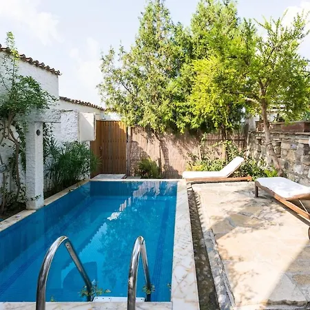 St John's House With Private Pool, Gardens & Sauna Hébergement de vacances