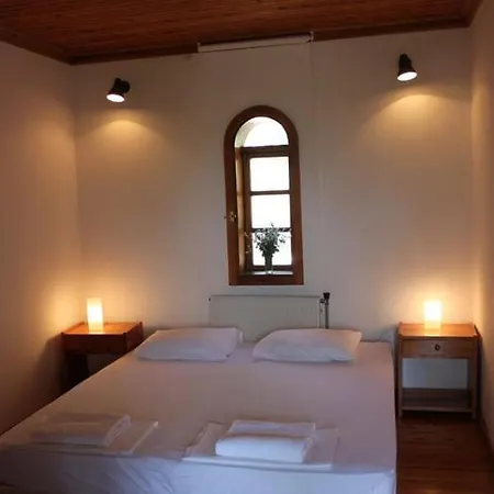 St John's House With Private Pool, Gardens & Sauna *