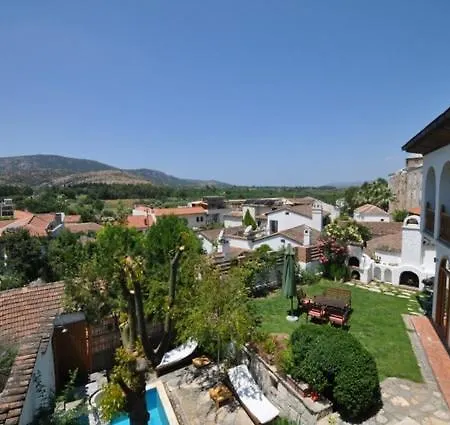 St John's House With Private Pool, Gardens & Sauna Selçuk